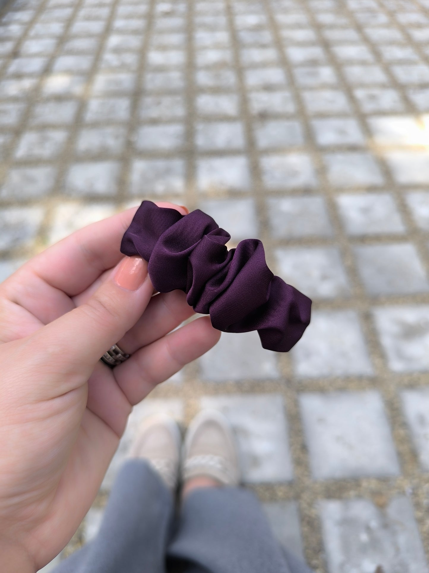 PURPLE CROISSANT CLIP
