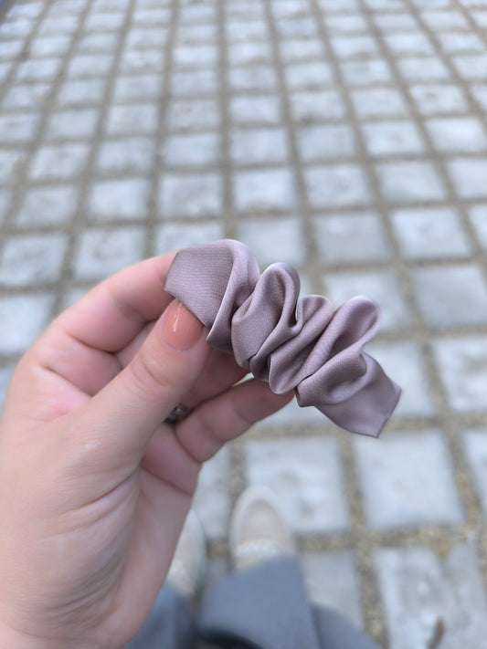 COCOA CROISSANT CLIP